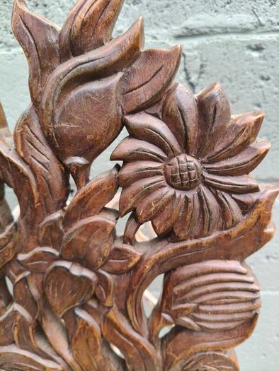 Decorative Wood Carved Wall Plaque