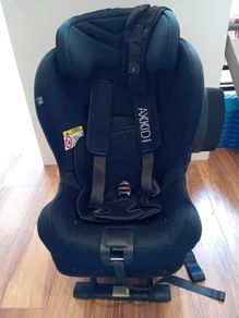 Axkid Minikid rear facing car seat