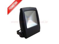 main image for ad Stock CLEARANCE! New V-tac 10W Outdoor LED Floodlight - Graphite Black Outside Light