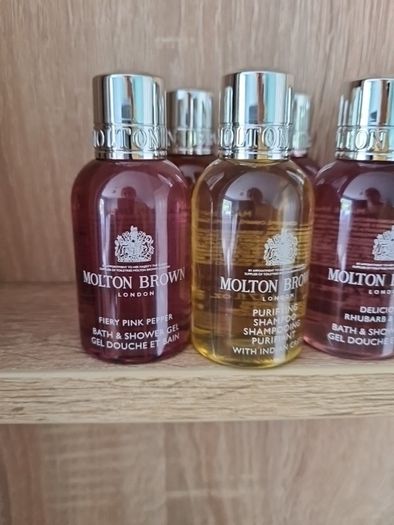 Molton Brown mid sized bottles 50ml each. 4 bottles for 10e