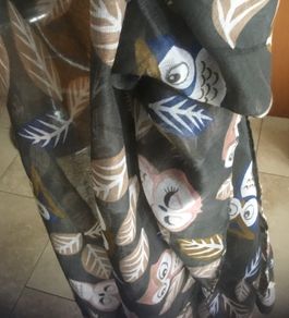 Trinkets and charms scarf owl design
