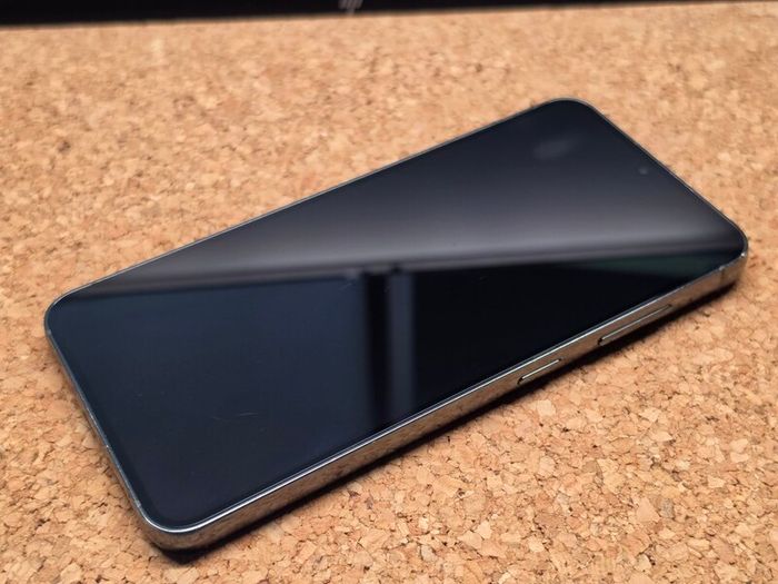 Samsung Galaxy S23 256GB Unlocked + Extras