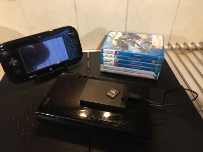 Nintendo Wii U console and games