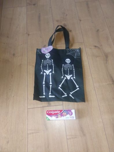 Only 2 Euro Each Picture!! - Halloween Items