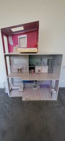 Rainbow High Wood Dolls House