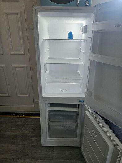 logik fridge freezer