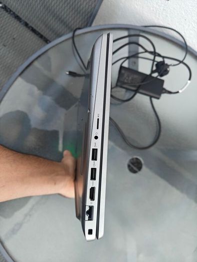 Dell Precision 3581 Mobile Workstation