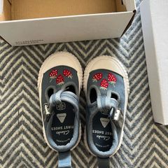 girls' shoes, size 20 Clarks