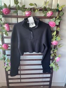 jumper Bnwt Zara navy cropped jumper with button neckline size small