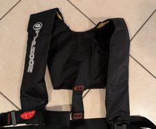 Typhoon Inflatable Life Jacket (Manual)