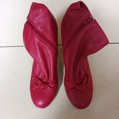 Schuh Red Ankle Boots.   S.7.  NEW.