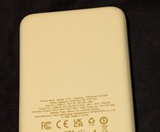 Hoco Magnetic power bank (10,000mAh)