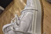 nike Jordan elevate se