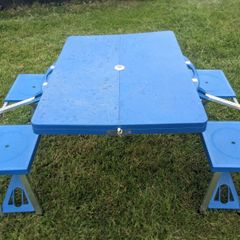 Camping picnic table and chairs