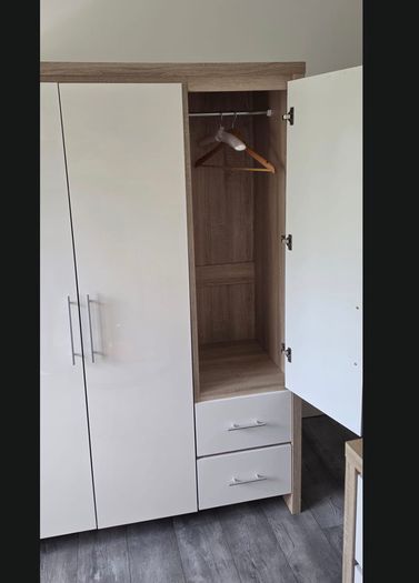 3-Piece Bedroom Furniture Set