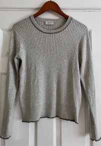 Ladies Pale Grey Jumper. by Free/Quent