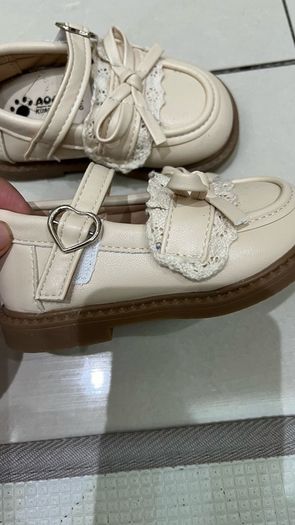kids shoes flat