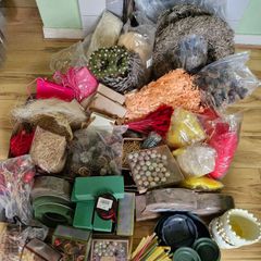 Varies floral/decor supplies or accessories
