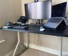 Desk table