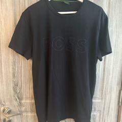 Hugo Boss Top - Medium