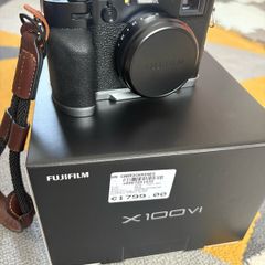 Fujifilm X100Vi