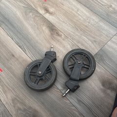 Uppababy Cruz - 2 Front wheels