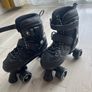 Power adjustable black quad roller skates Image 4