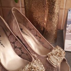 Gold Shoes  Size 6