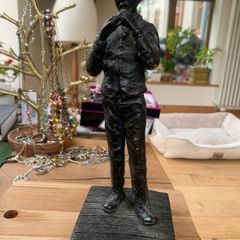 figurine
