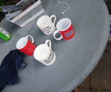 4 retro mugs
