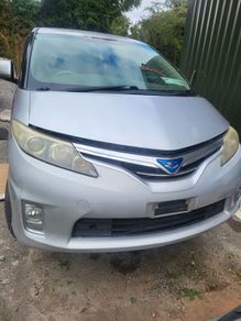 Toyota Estima hybrid 2010