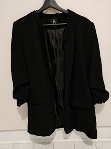 New ruched sleeve blazer