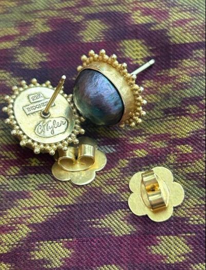Carolyn Tyler Designer 22ct Gold & Tahitian Pearl Earrings
