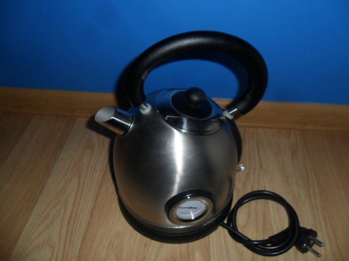 AREBOS AR-HE-WK 3000W Retro Electric Kettle