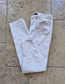 White skinny jeans (River Island 10R)