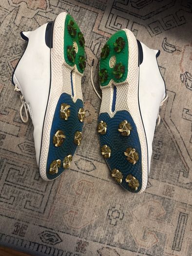 golf shoes