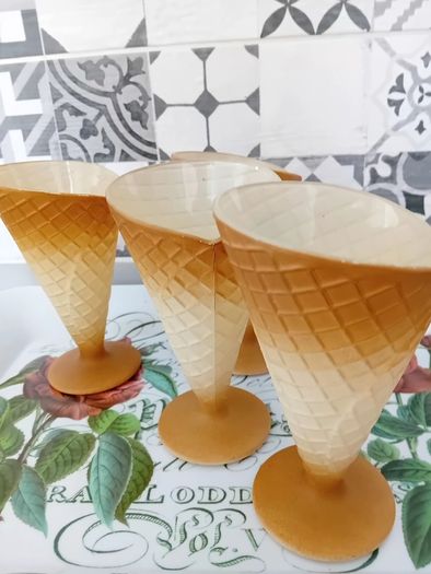 Vintage Sundae glasses