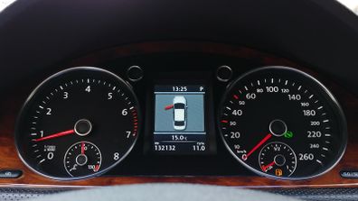 Passat / Passat CC colour clocks (Miles or KMs, diesel or petrol)