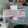 Computer keyboard Image 3