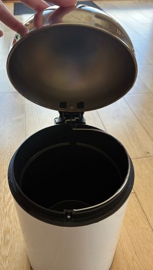 bathroom bin