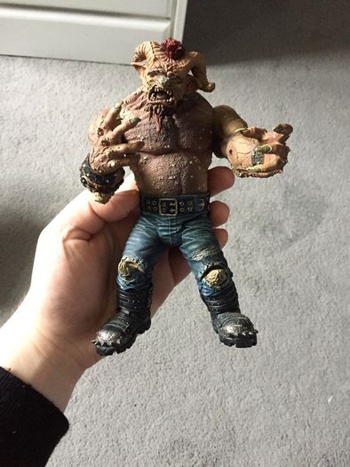 Detailed action figure : Monster