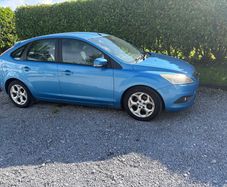 Ford Focus 2011 Blue