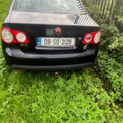 volkswagen jetta for breaking
