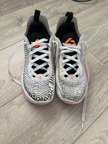 Jordans (uk 5)