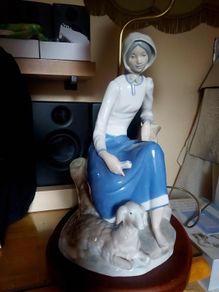 Vintage Porcelain lamp