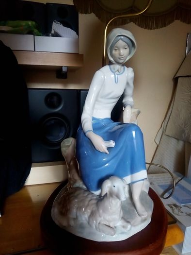 Vintage Porcelain lamp