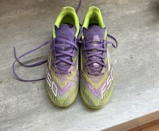 Adidas F50 football boots size 6