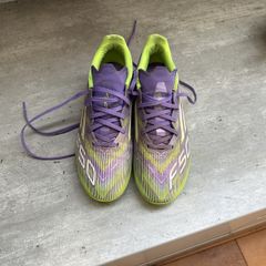 Adidas F50 football boots size 6