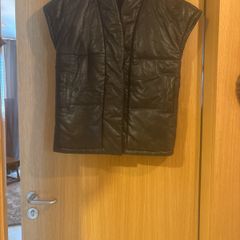 unisex leather sleeveless coat