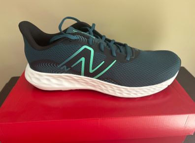 New Balance Runners 411v3
